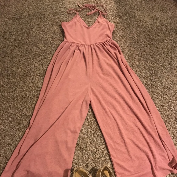 Mauve Cropped romper - Picture 1 of 1